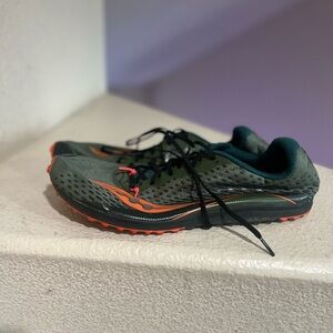 Saucony Kilkenny XC8 Men's Size 12 Green Orange Racing Spikes Cross Country